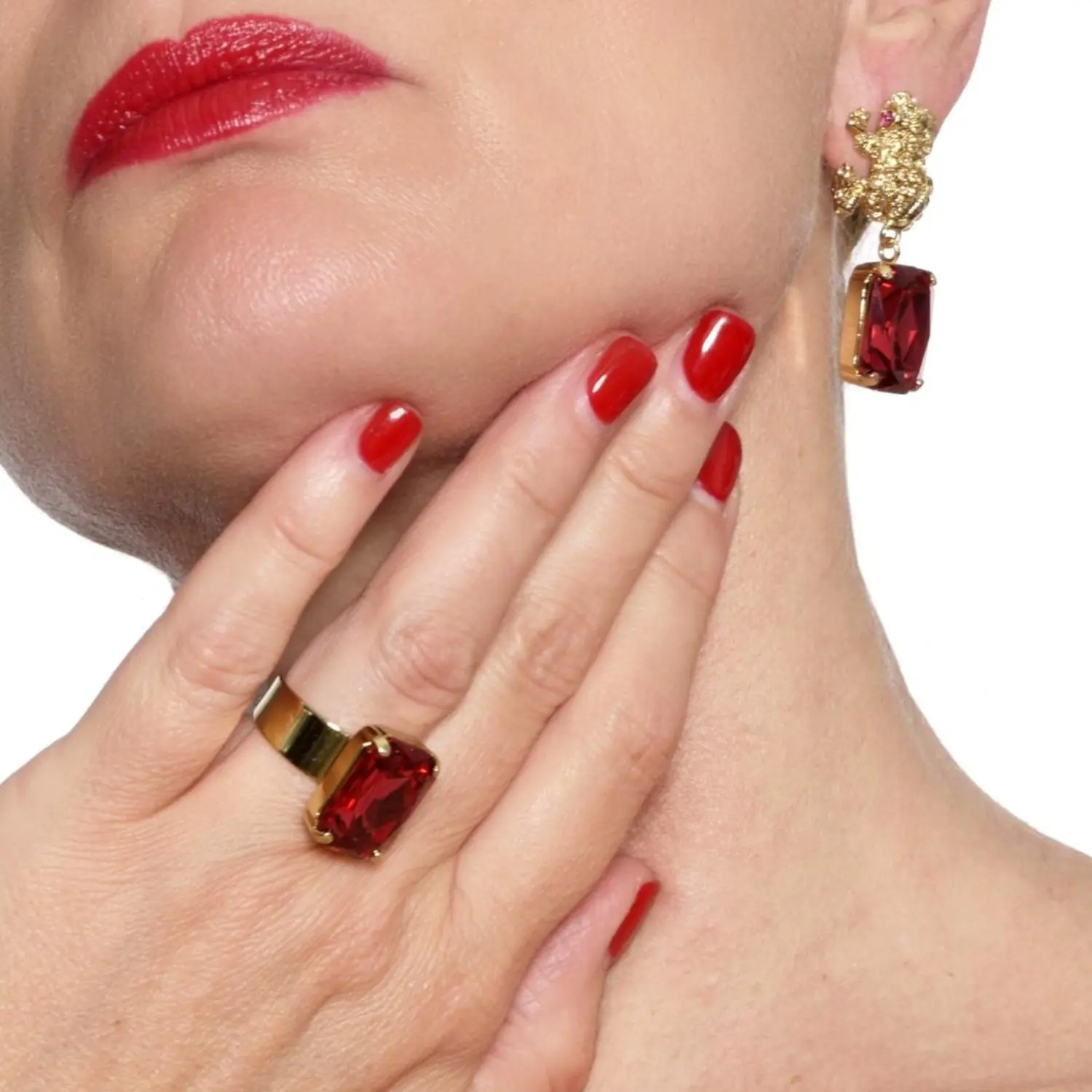 Orecchini Armonia color Rubino con motivo Rana - immagine 4