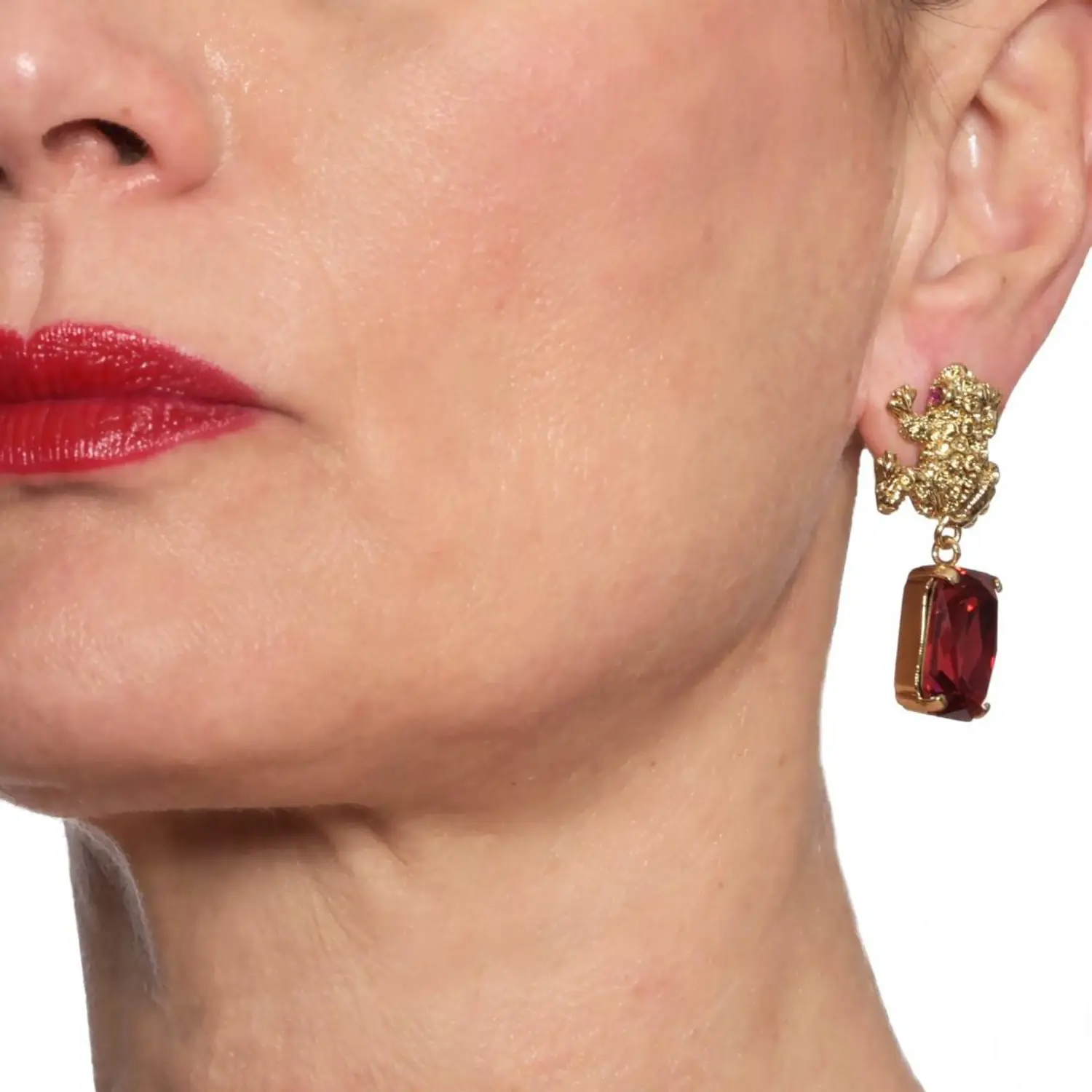 Orecchini Armonia color Rubino con motivo Rana - immagine 3